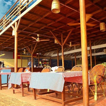 Dolphin Bay Hotel Varkala Buitenkant foto